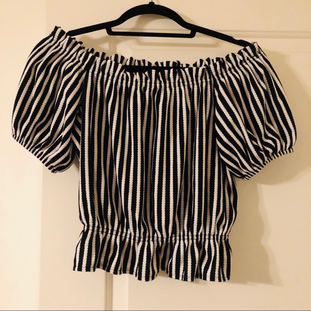 Cute H&M Crop!